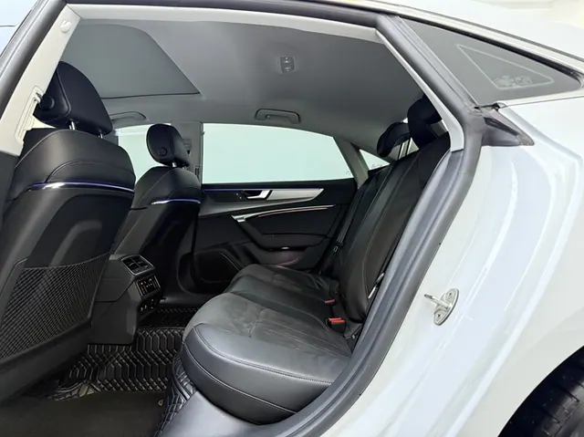 Ауди A7L из Китая — фото 12 с площадки Guazi