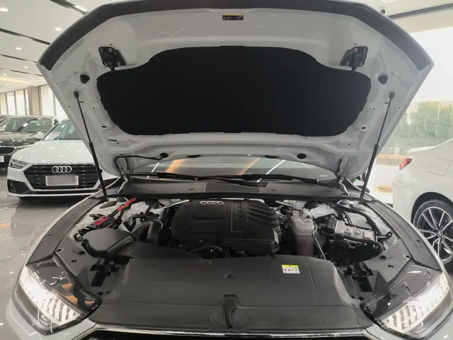 Ауди A7L из Китая — фото 14 с площадки Guazi