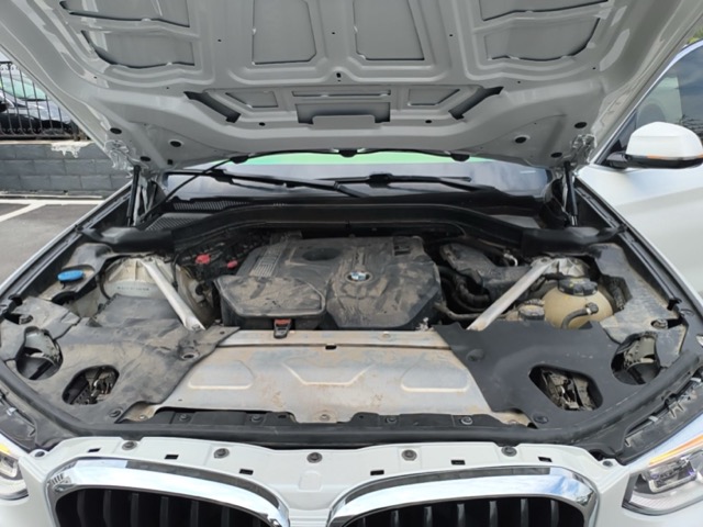 Моторный отсек BMW X3 G08 из Китая, мотор B48