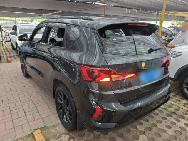 Jetta VS5 из Китая — сзади три четверти, фото 3