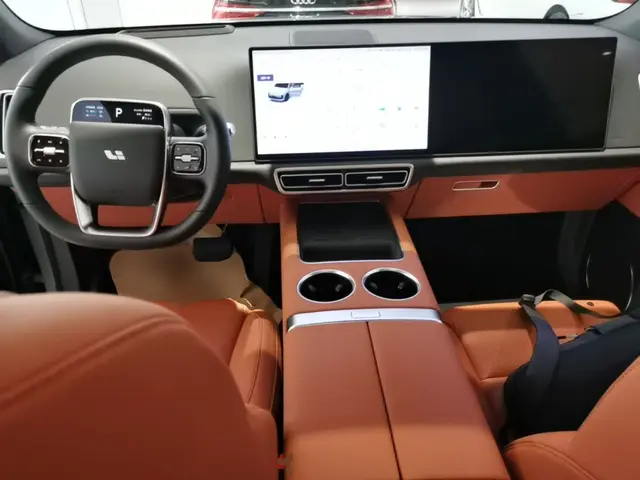 Li Auto из Китая — фото с китайской площадки