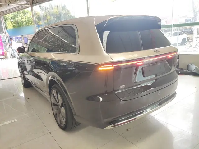 Li Auto из Китая — фото с китайской площадки