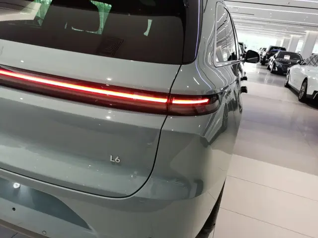Li Auto из Китая — фото с китайской площадки