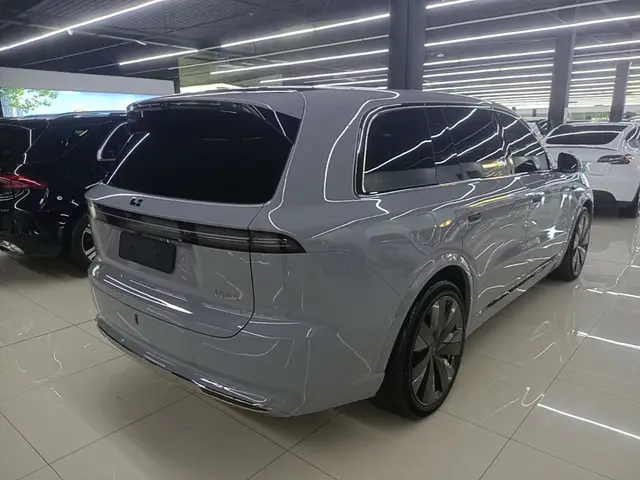Li Auto из Китая — фото с китайской площадки