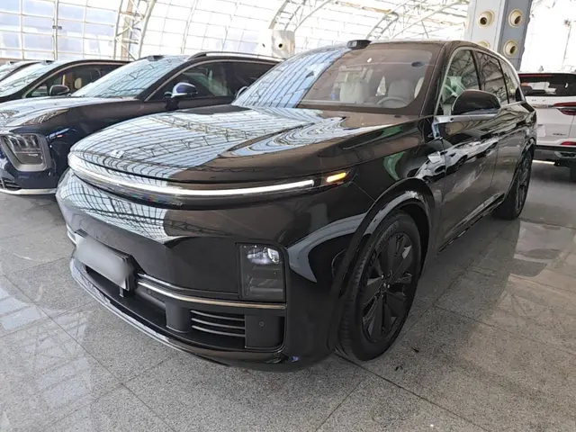 Li Auto L7 из Китая — фото с китайской площадки