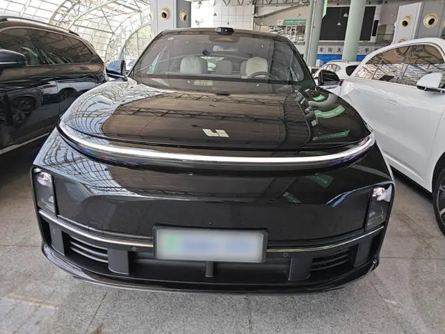 Li Auto L7 из Китая — фото с китайской площадки