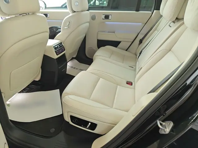 Li Auto L7 из Китая — фото с китайской площадки