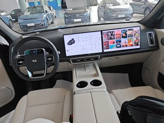 Li Auto L7 из Китая — фото с китайской площадки