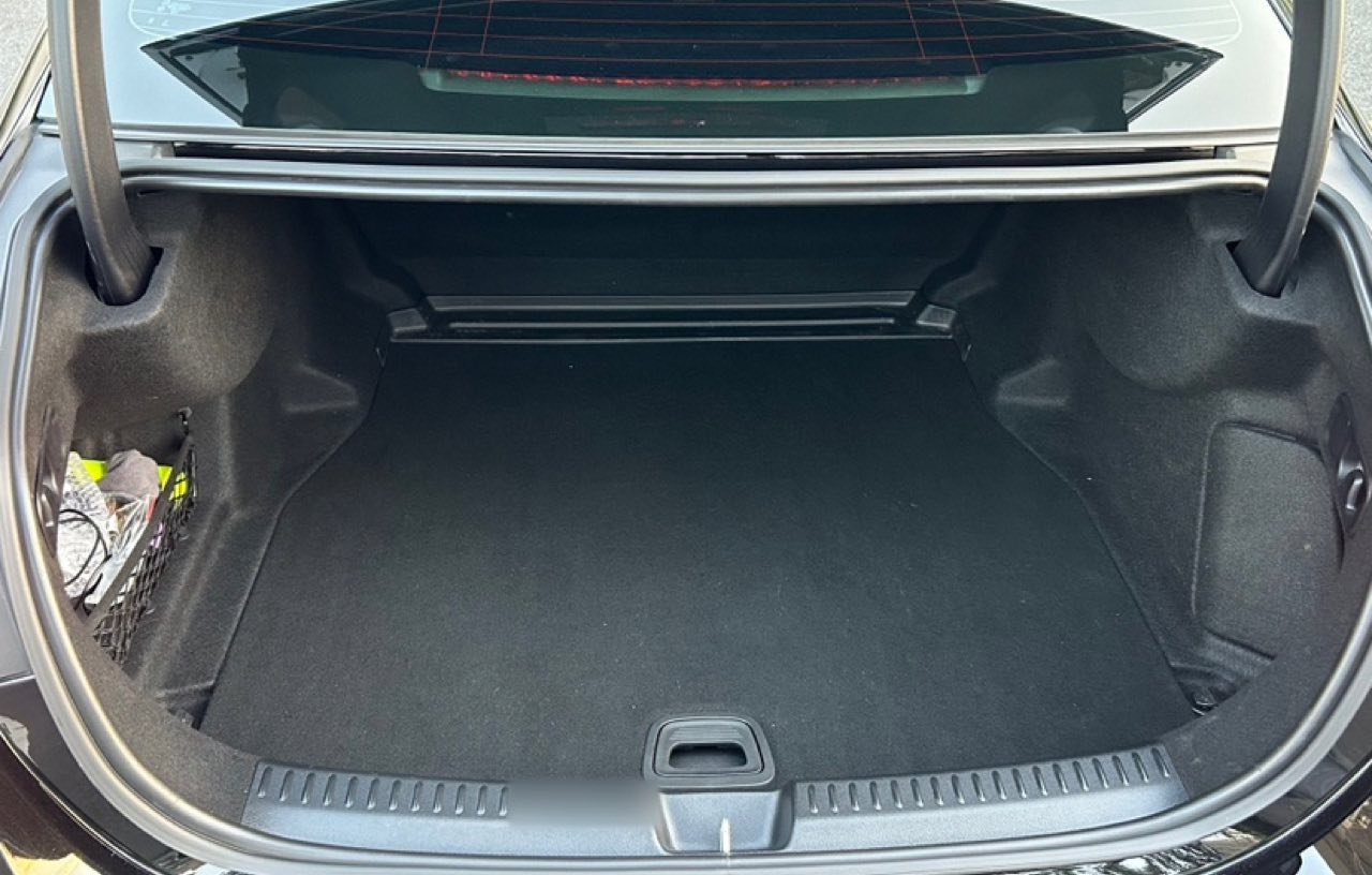 Багажник Mercedes E-Class L из Китая