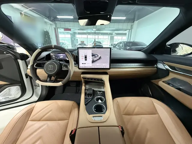 Zeekr 001 из Китая — фото с китайской площадки